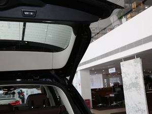 2020xDrive40i  M\b g