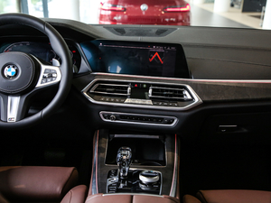 2020xDrive40i M\b п؅^