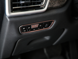 2020xDrive40i M\b п؅^