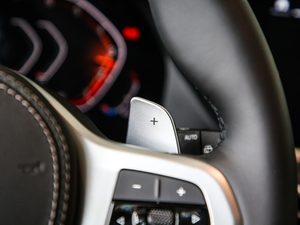 2020xDrive40i M\b п؅^