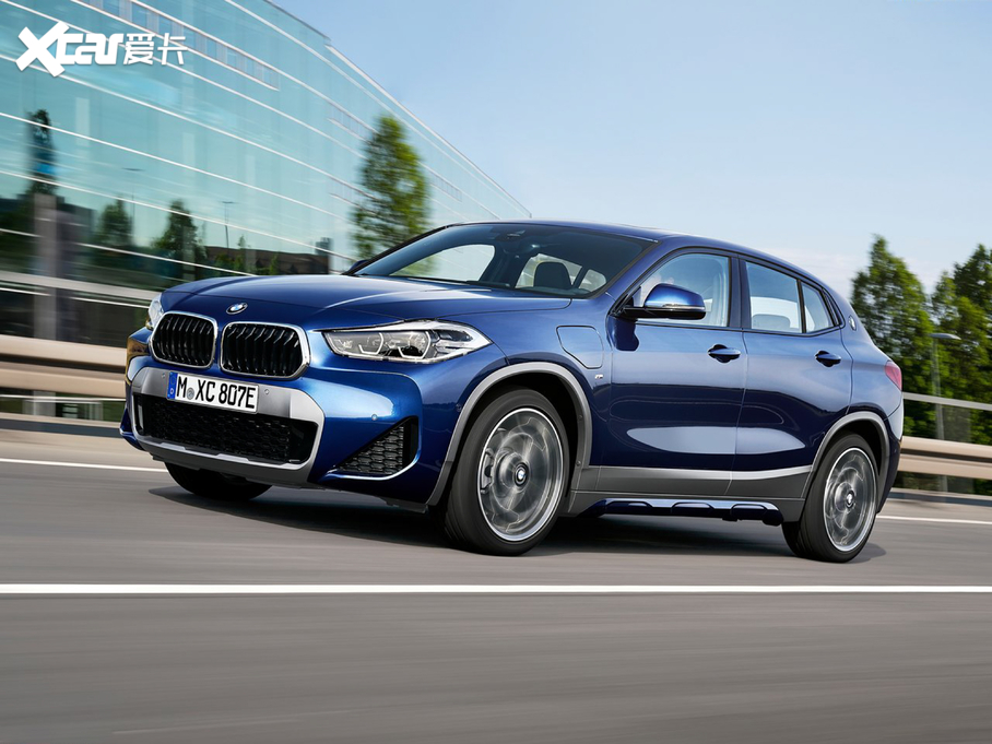 2020RX2(M) xDrive25e