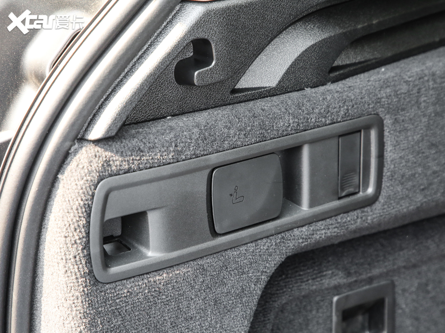 2020RX5Դ xDrive45e M\b