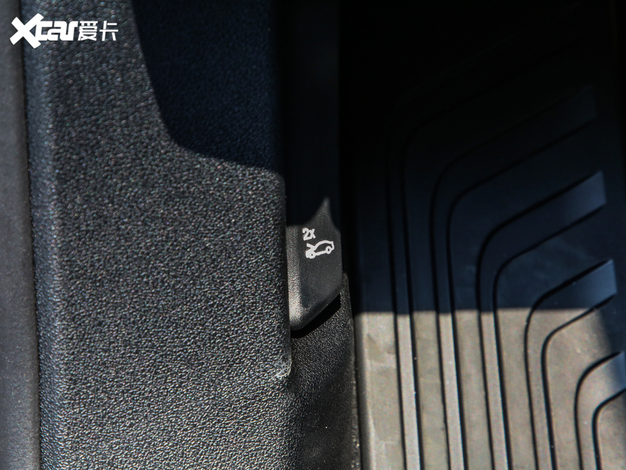 2020RX5Դ xDrive45e M\b