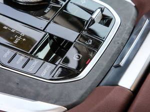 2020��xDrive45e M�\�����b �v܇�Ƅ���