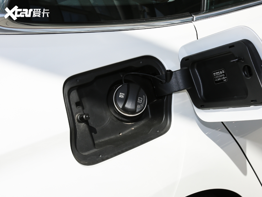 2020R6ϵGT 630i AOӋb