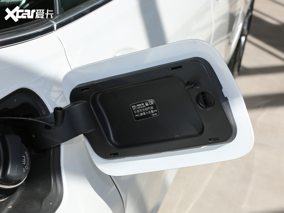 2020R6ϵGT 630i AOӋb