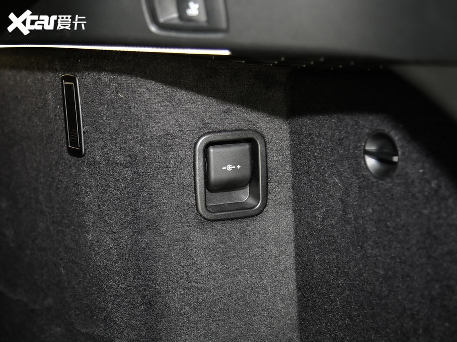 2020R6ϵGT 630i AOӋb