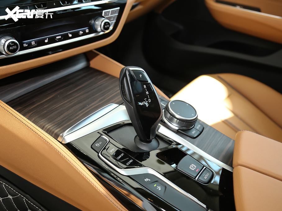 2020R6ϵGT 630i AOӋb