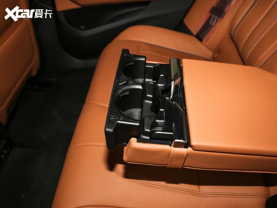 2020R6ϵGT 630i M\b