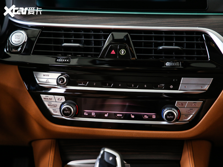 2020R6ϵGT 630i AOӋb