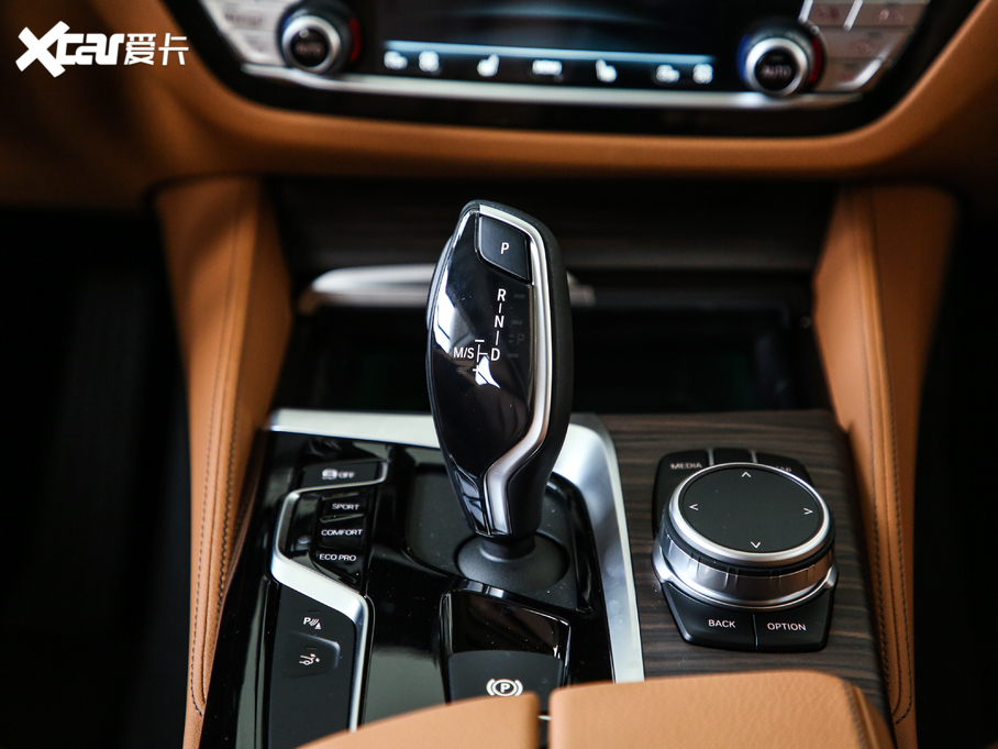 2020R6ϵGT 630i AOӋb