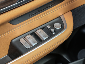 2020630i AOӋb {܇ƅ^	