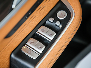 2020630i AOӋb {܇ƅ^	