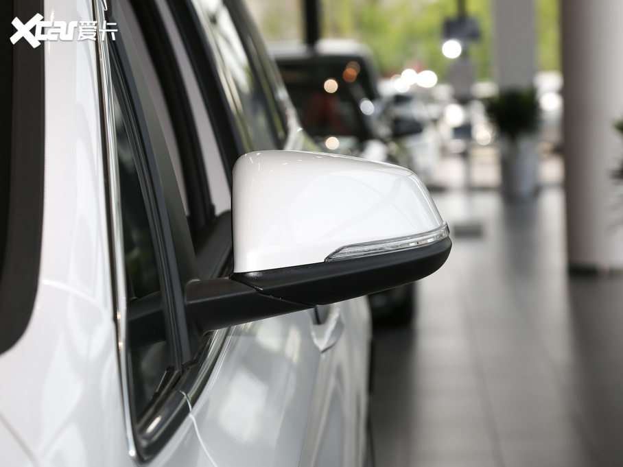 2019R2ϵ๦܇ 220i \b