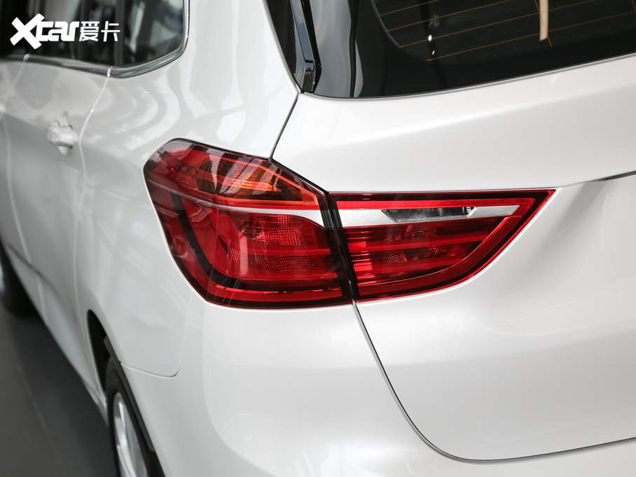 2019R2ϵ๦܇ 220i \b