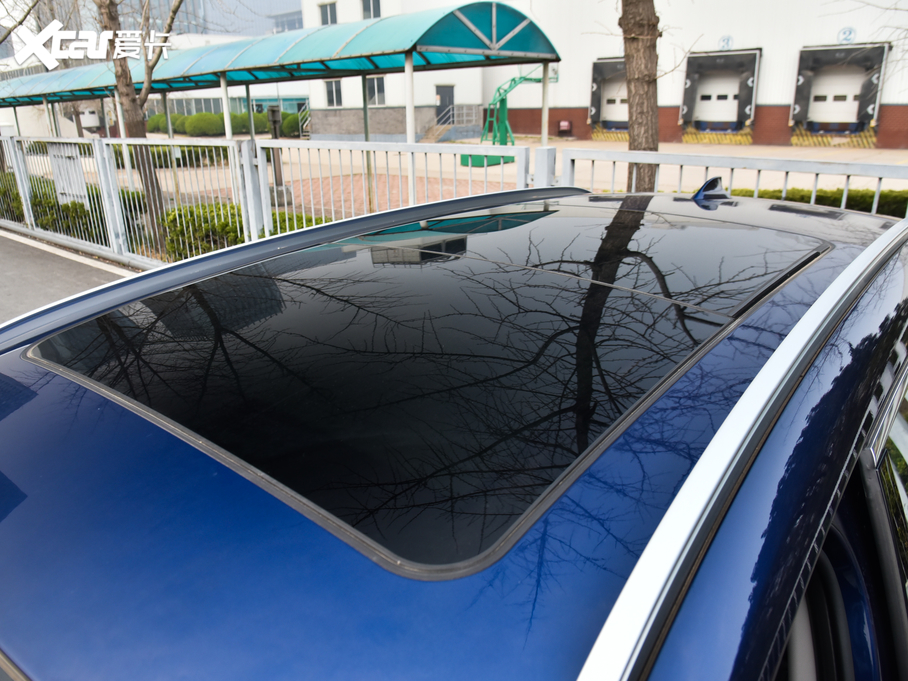 2019R2ϵ๦܇ 220i I