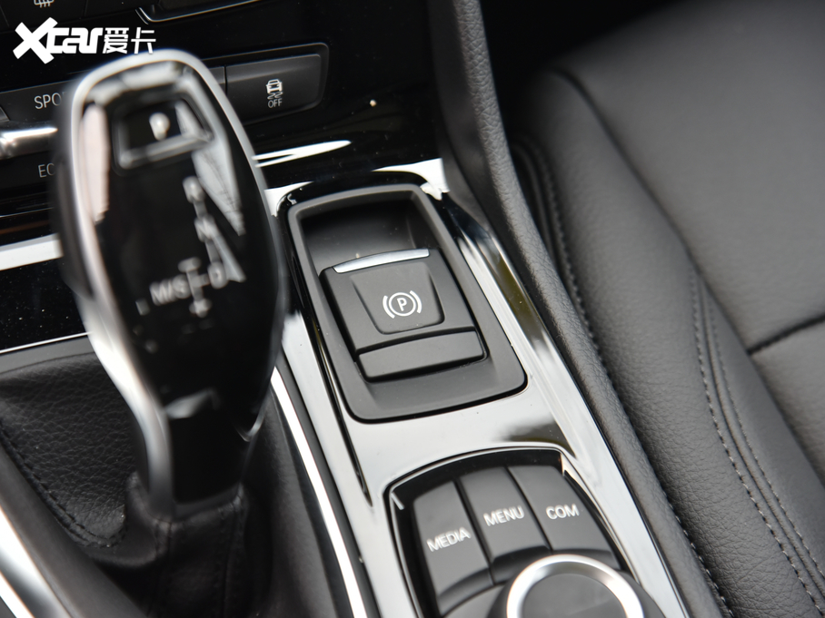 2019R2ϵ๦܇ 220i I