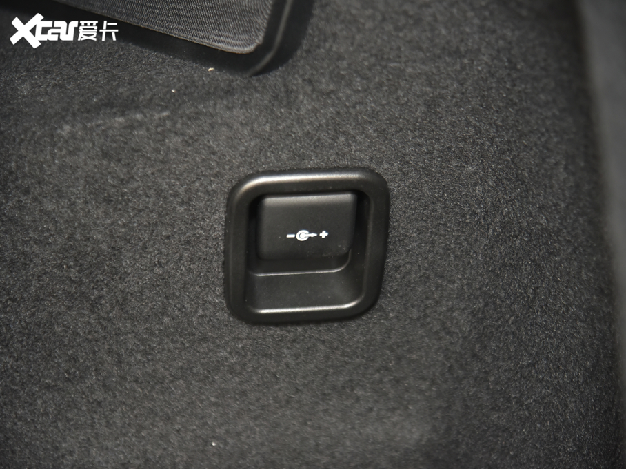 2019R2ϵ๦܇ 220i I