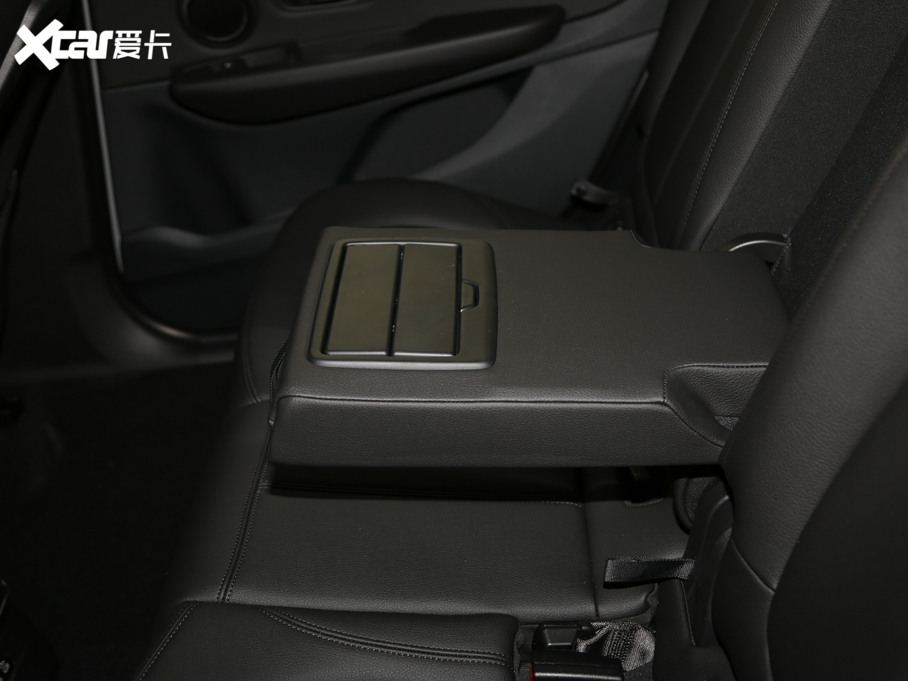 2019R2ϵ๦܇ 220i \b