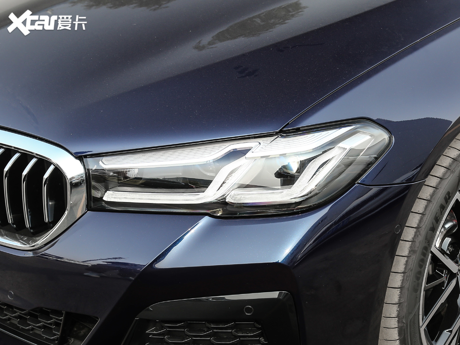 2021R5ϵ(M) 530i Lа M\b