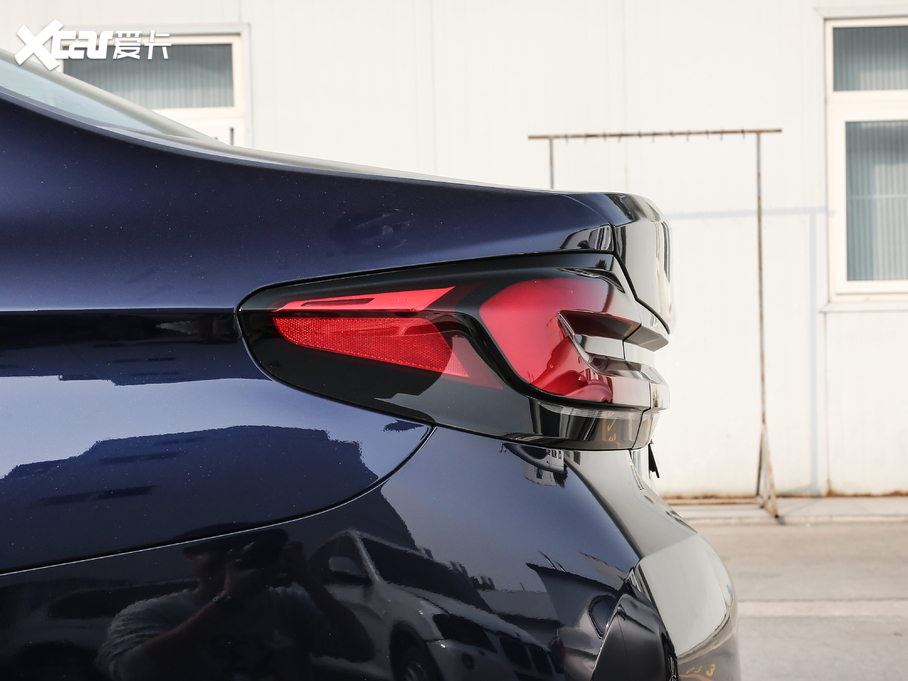 2021R5ϵ(M) 530i Lа M\b