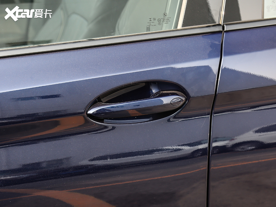 2021R5ϵ(M(jn)) 530i L(fng)а M\(yn)b