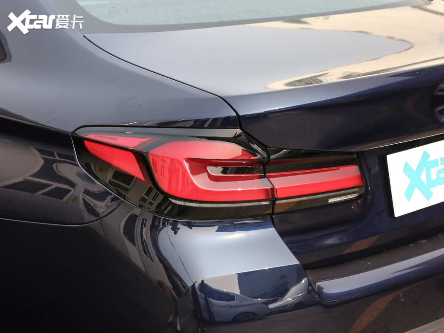 2021R5ϵ(M) 530i Lа M\b