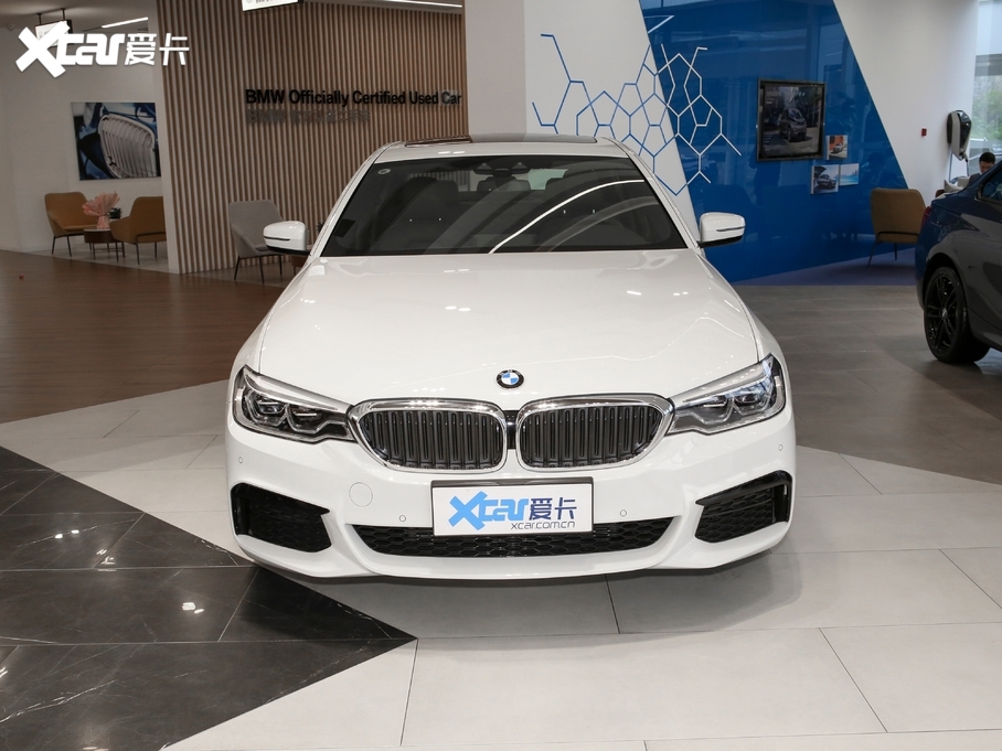 2021R5ϵ(M(jn)) 530i M\(yn)(dng)b