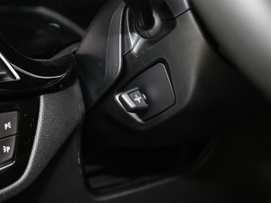 2021530i L(fng)а M\(yn)(dng)b g