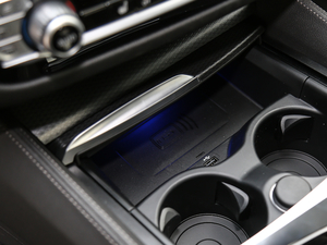 2021530i L(fng)а M\(yn)(dng)b g