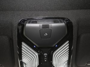 2021530i L(fng)а M\(yn)(dng)b g