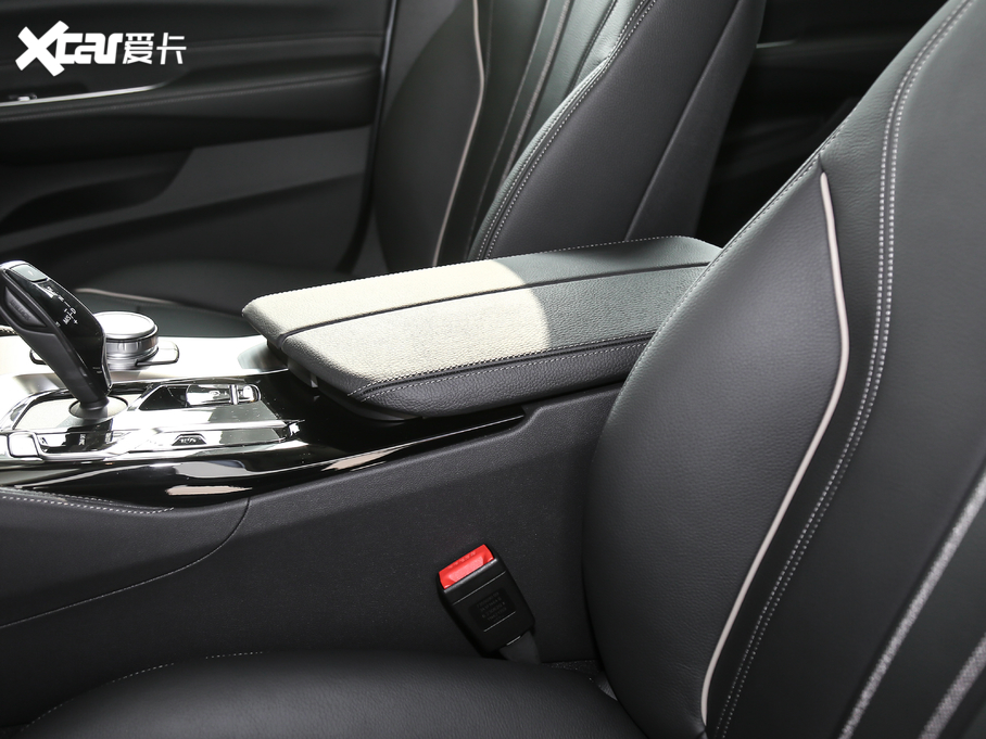 2021R6ϵGT 630i AOӋb