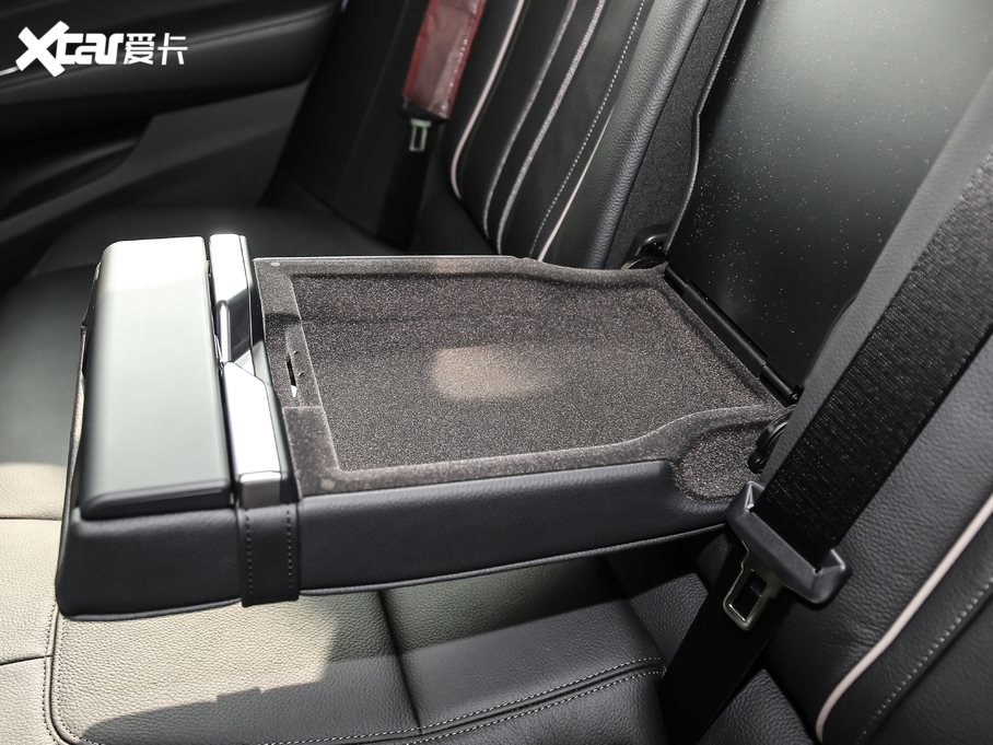 2021R6ϵGT 630i AOӋb