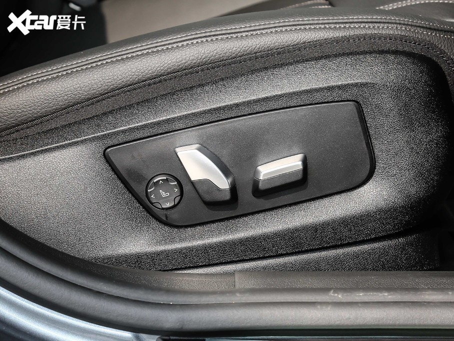 2021R6ϵGT 630i AOӋb