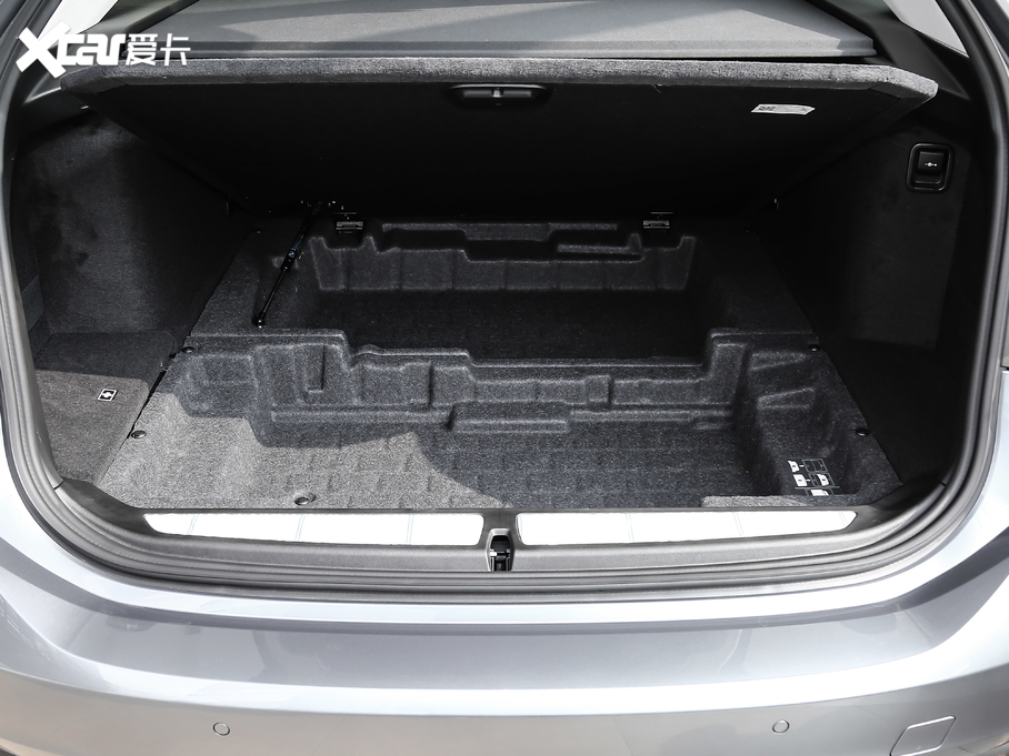 2021R6ϵGT 630i AOӋb