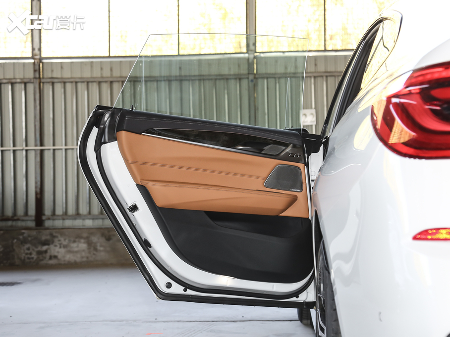 2021R6ϵGT 630i M\b