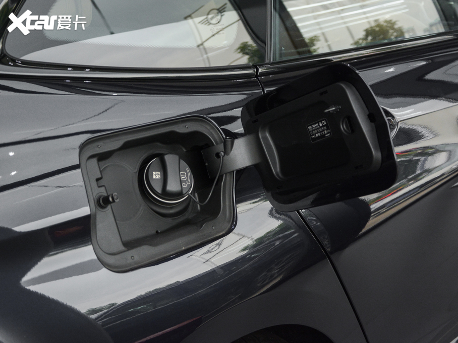 2021R6ϵGT 630i M\b