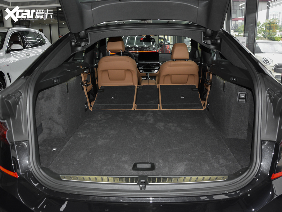 2021R6ϵGT 630i M\b