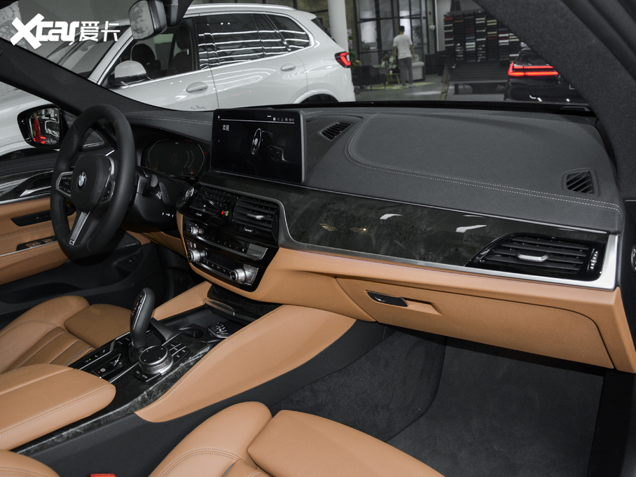 2021R6ϵGT 630i M\b