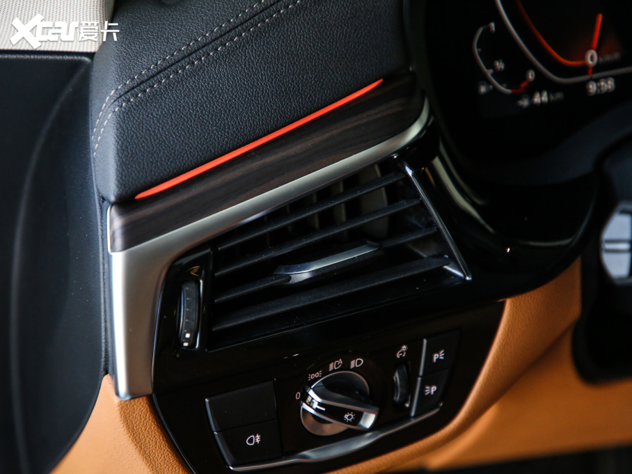 2021R6ϵGT 630i AOӋb