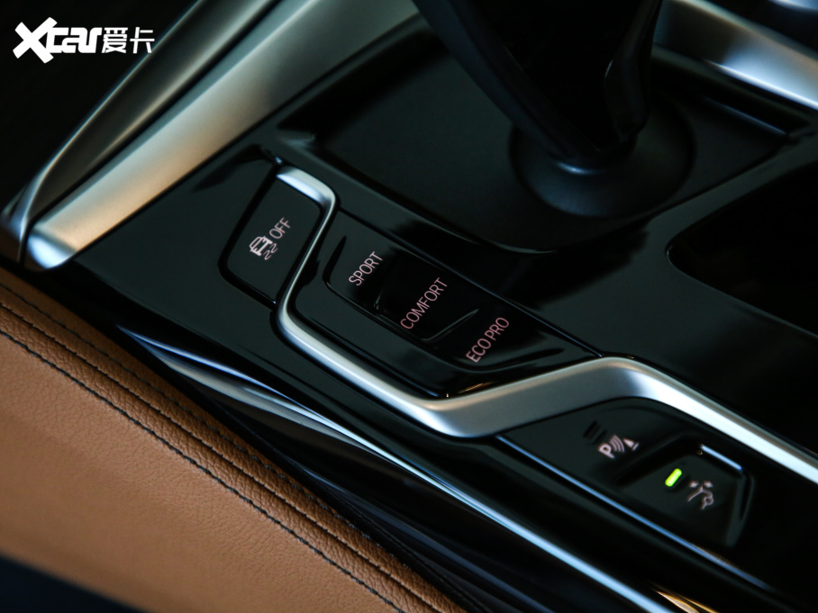 2021R6ϵGT 630i AOӋb