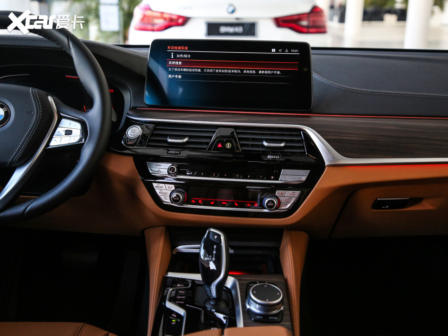 2021R6ϵGT 630i AOӋb