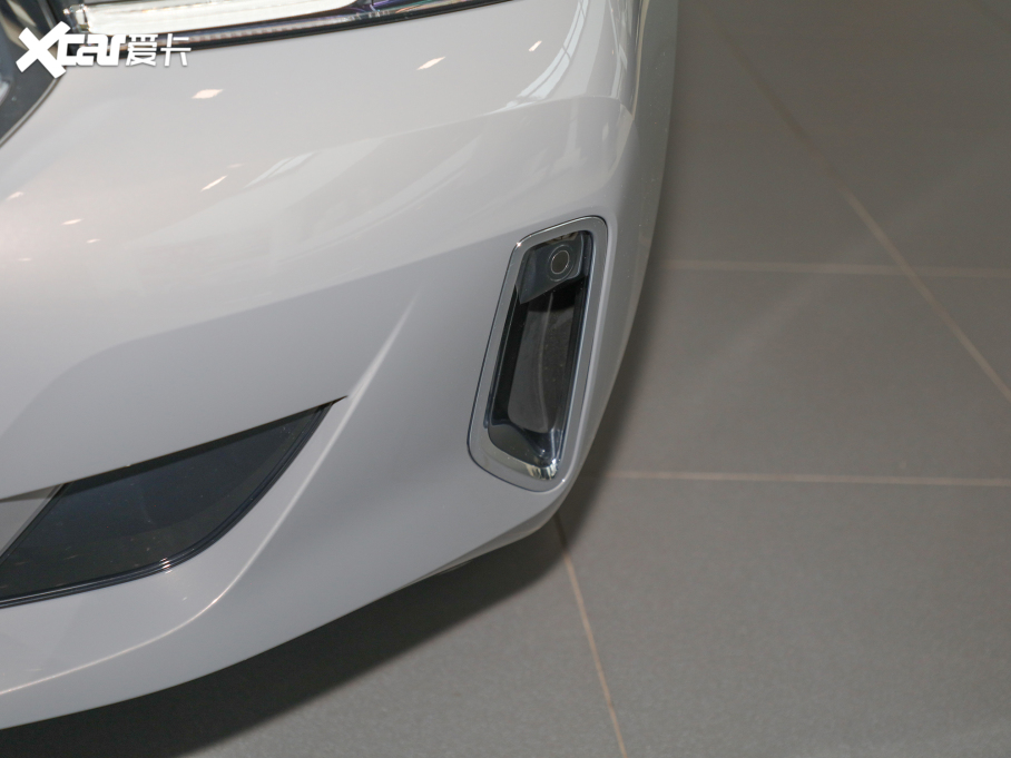 2021R6ϵGT Ŀ 630i AOӋb