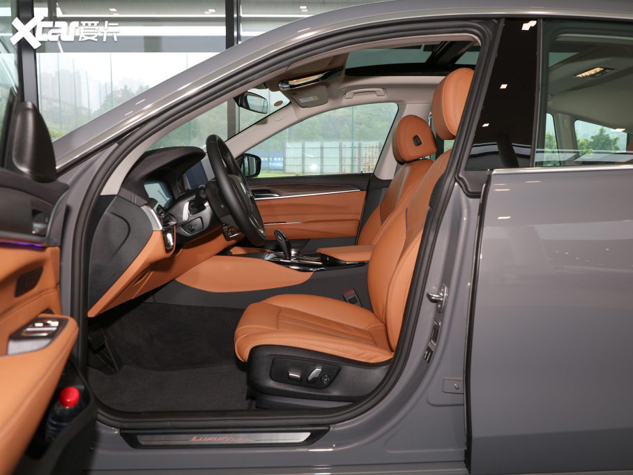 2021R6ϵGT Ŀ 630i AOӋb