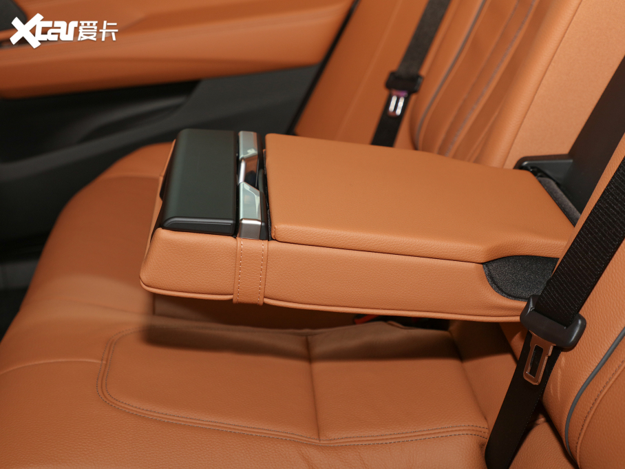 2021R6ϵGT Ŀ 630i AOӋb