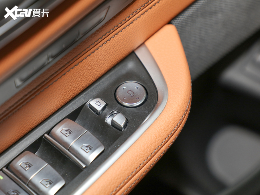 2021R6ϵGT Ŀ 630i AOӋb