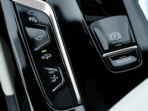 2021640i xDrive п؅^