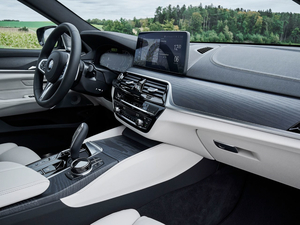 2021640i xDrive п؅^