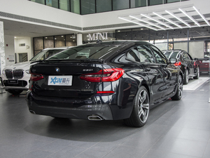 2021630i M\(yn)(dng)b w^