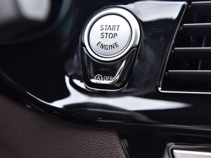 2021Ŀ 630i M\ӴмҰ п؅^